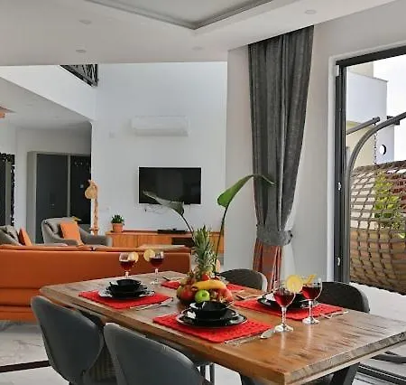 Villa Luxury Modern With Private Pool *