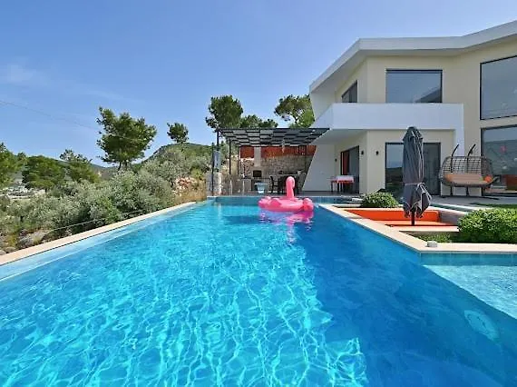 Luxury Modern With Private Pool Kaş