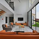 Luxury Modern With Private Pool וילה קס