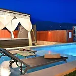 וילה Luxury Modern With Private Pool