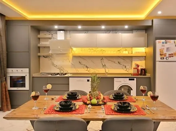 Luxury Modern With Private Pool