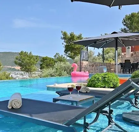 Luxury Modern With Private Pool 卡斯